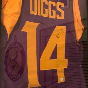 Signed Stephon Diggs Minnesota Vikings jersey
